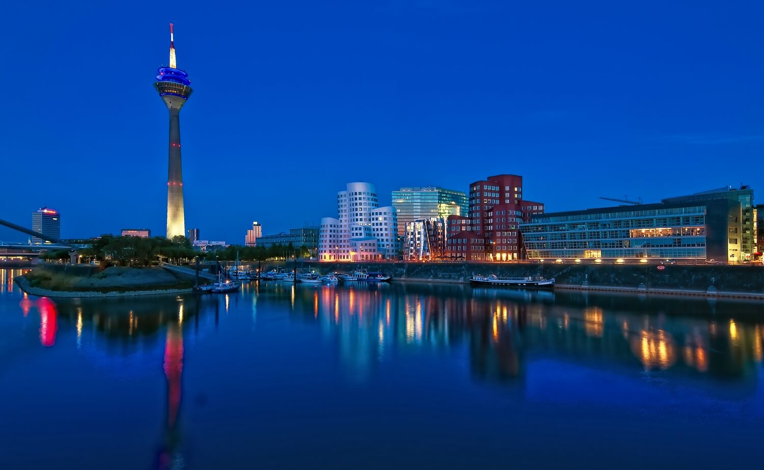 Cheap flights to Dusseldorf