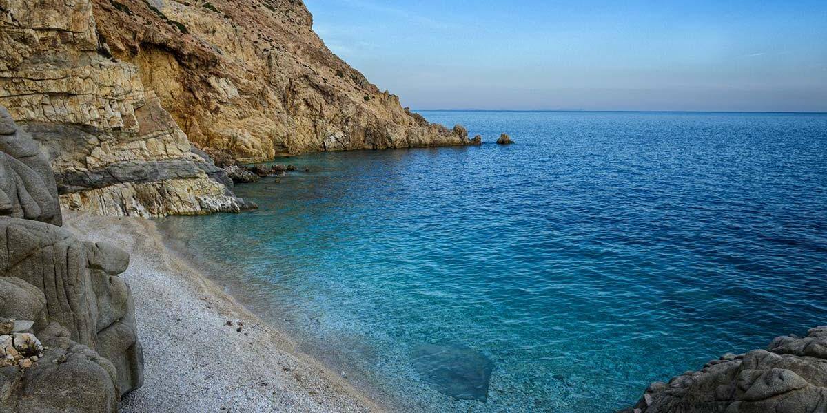 Cheap flights from Ikaria