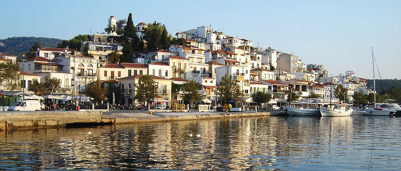 Cheap flights to Skiathos