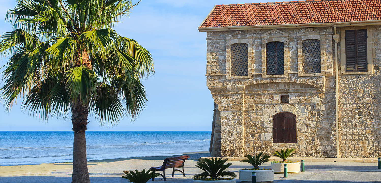 Cheap flights from Larnaca