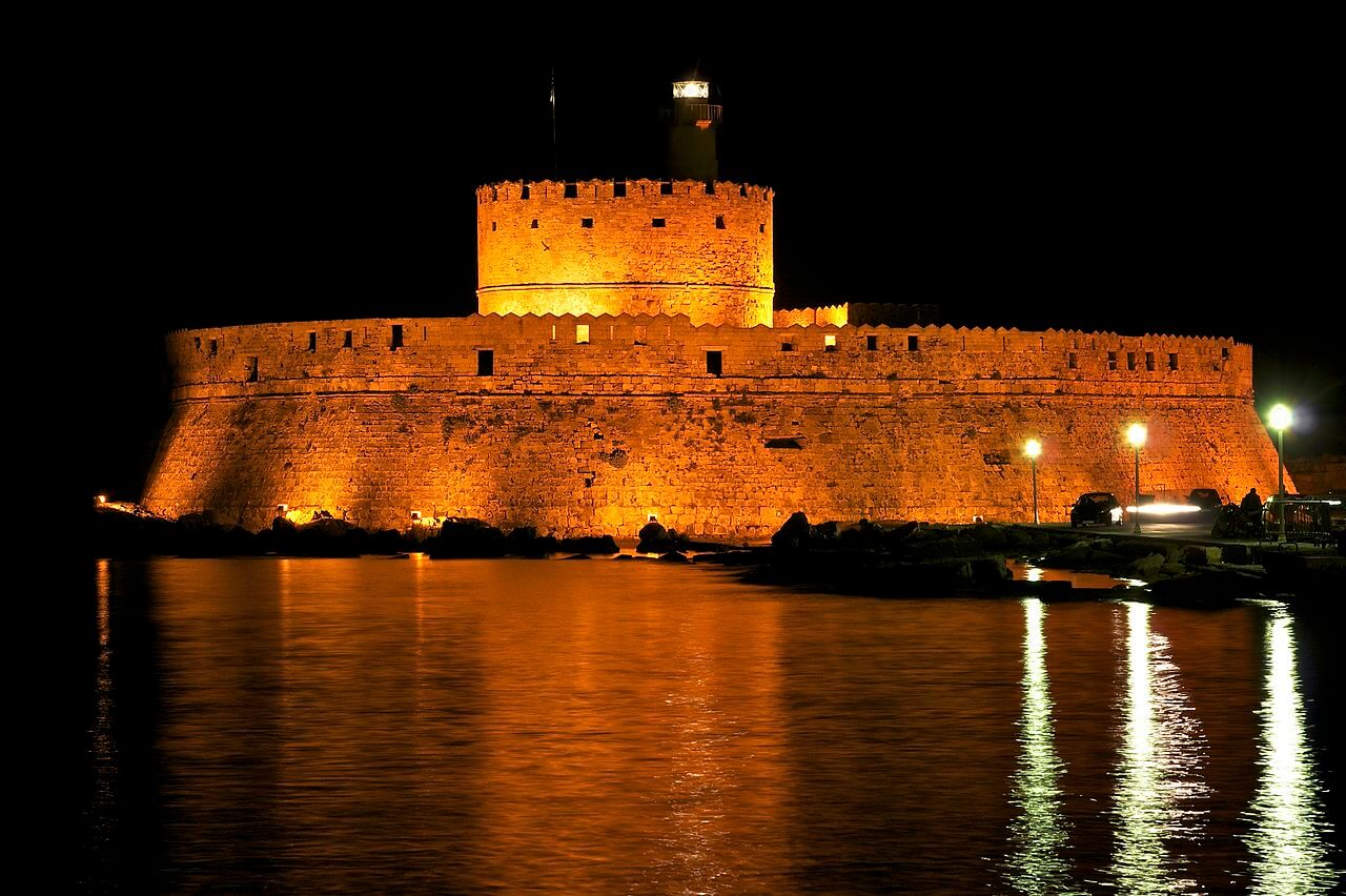 Cheap flights from Larnaca to Rhodes