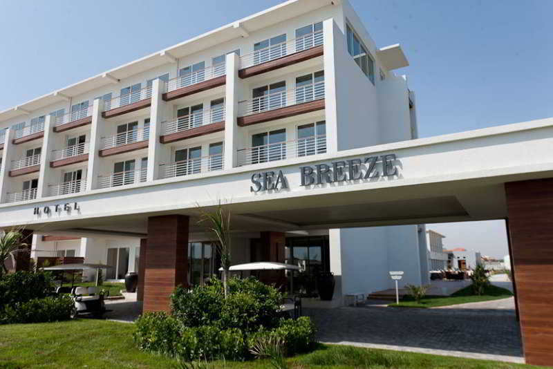 Sea Breeze Residences & Hotel