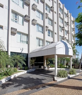 Ramada Hotel & Suites Americana