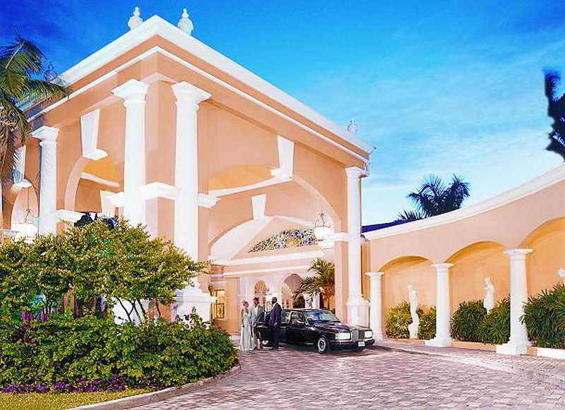 Sandals Royal Bahamian Spa Resort