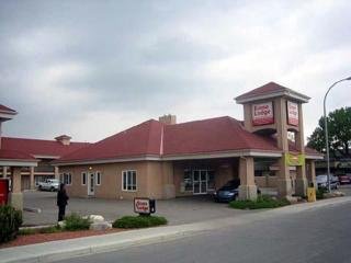 Econo Lodge & Suites