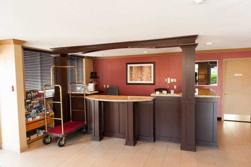 Best Western Maple Ridge Hotel