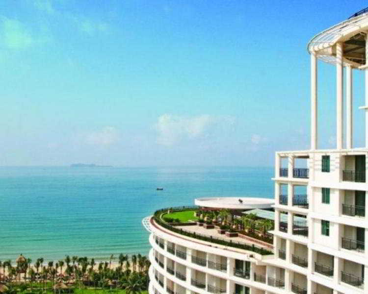 Ocean sonic resort sanya 5. Ocean sonic resort китай. Хайнань бухта санья. Хайнань отели 5 звезд. Санья ocean resort & spa.
