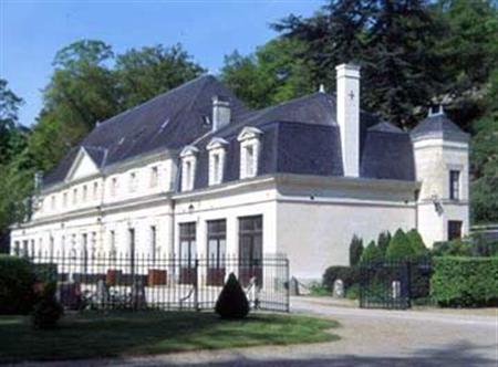 Chateau De Rochecotte