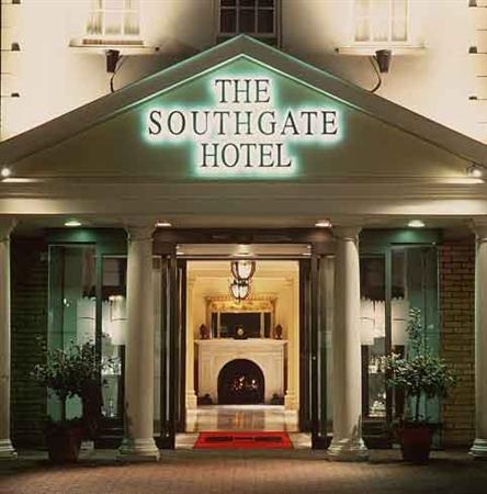 Mercure Southgate