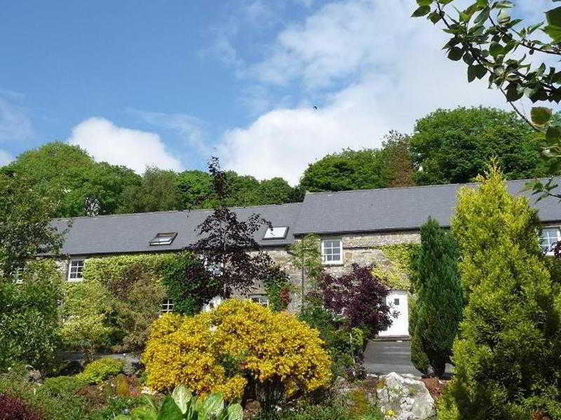 Gellifawr Country Hotel