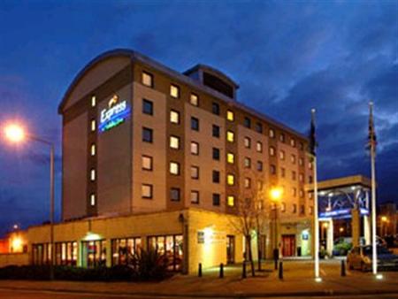 Holiday Inn Express Wandsworth