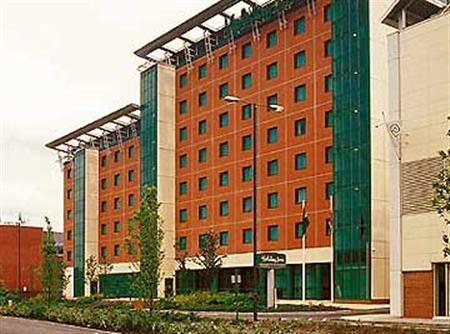 Doubletree By Hilton Woking