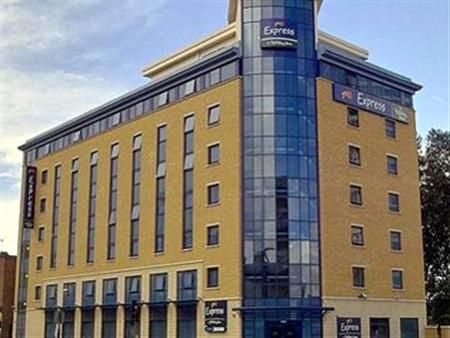 Holiday Inn Express Stratford