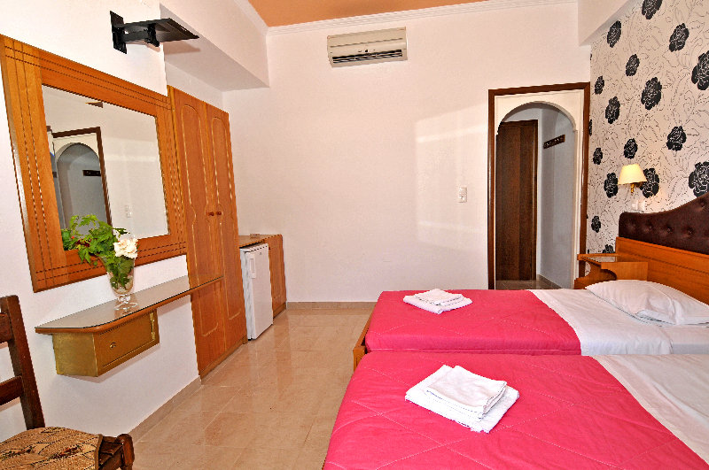 Yiannis Apartments