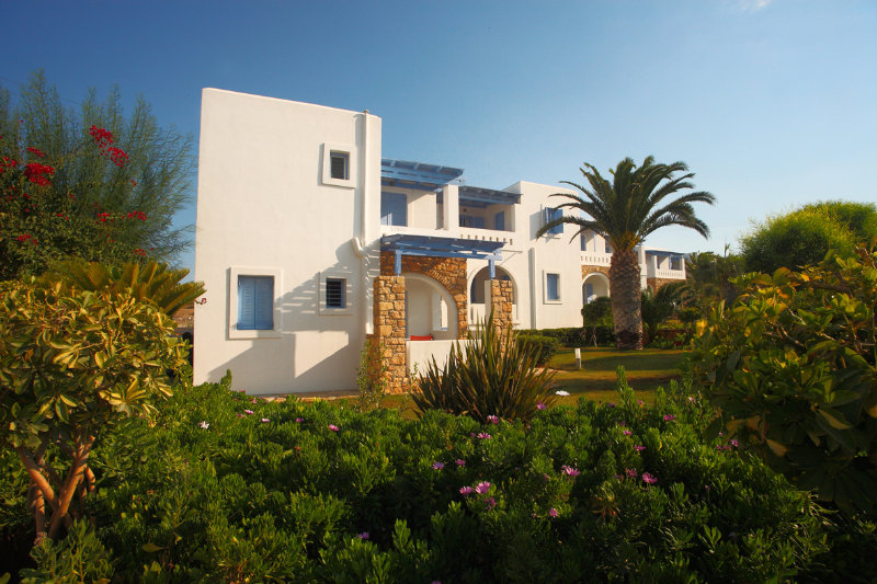 Koufonisia Hotel & Resort