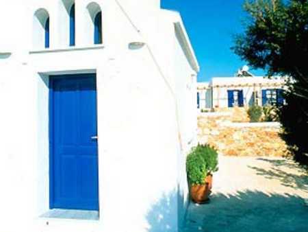 Paros Land