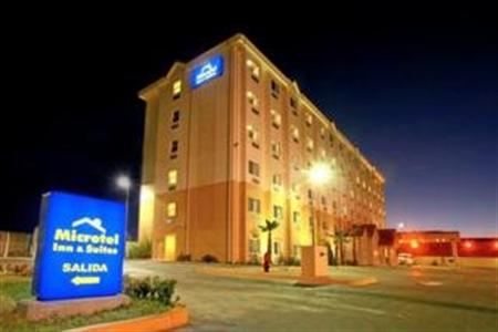 Microtel Inn & Suites