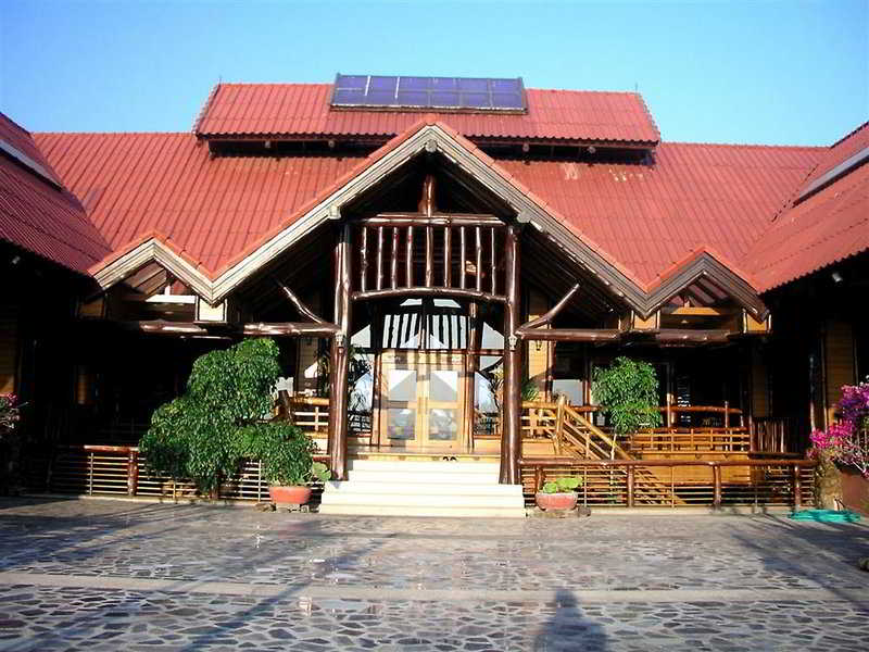 Phu Pha Nam Resort & Spa