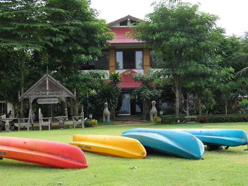 Uthai River Lake Resort