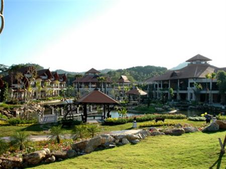 Rawi Warin Resort & Spa