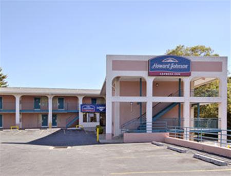 Howard Johnson Express Inn