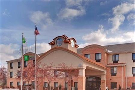 Holiday Inn Express & Suites