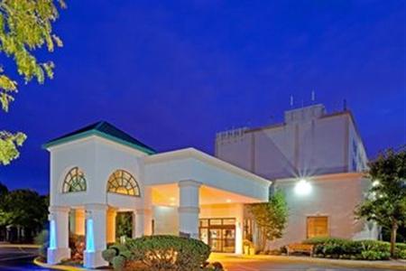 Holiday Inn Express Stony Brook-Long Island