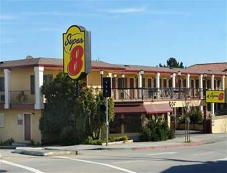 Super 8 Beach Boardwalk East