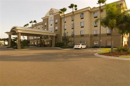 Holiday Inn Express & Suites