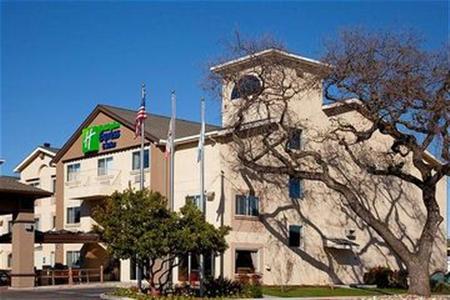 Holiday Inn Express & Suites