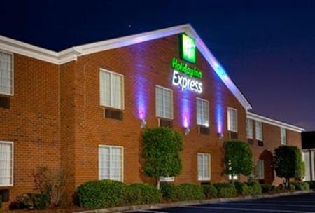 Holiday Inn Express Savannah-I-95 North