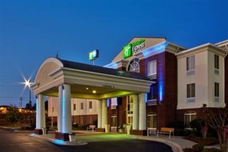 Holiday Inn Express & Suites