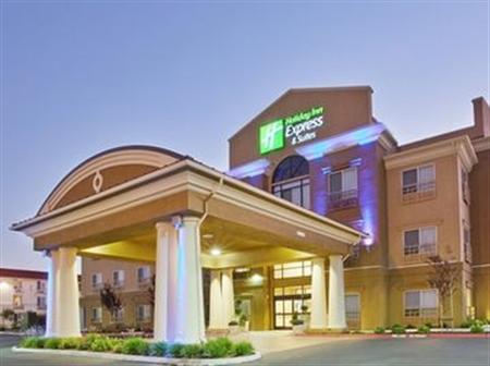 Holiday Inn Express & Suites