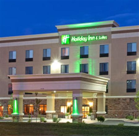 Holiday Inn & Suites Pueblo North