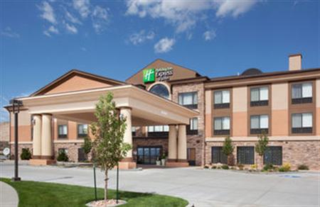 Holiday Inn Express & Suites