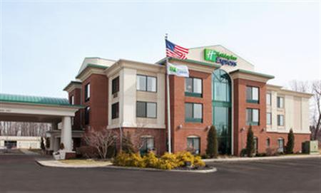 Holiday Inn Express & Suites Youngstown (N. Lima/boardman)