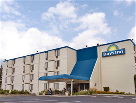 Days Inn Roseville St. Paul