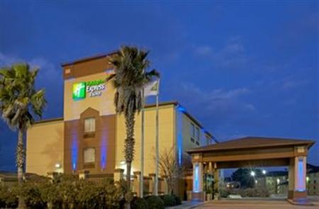 Holiday Inn Express & Suites Houston North-Spring Area