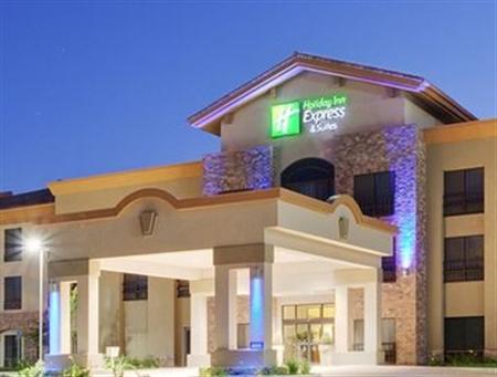 Holiday Inn Express Suites