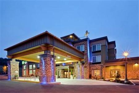 Holiday Inn Express Suites North