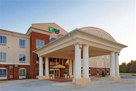 Holiday Inn Express Suites