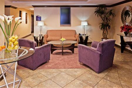 Holiday Inn Express Suites Chattanooga Hixson