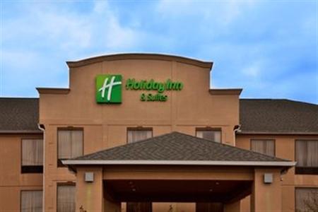 Holiday Inn Hotel & Suites