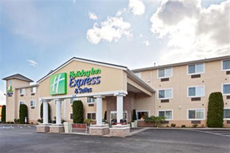 Holiday Inn Express & Suites