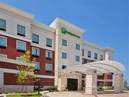 Holiday Inn & Suites Fairview