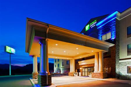 Holiday Inn Express & Suites