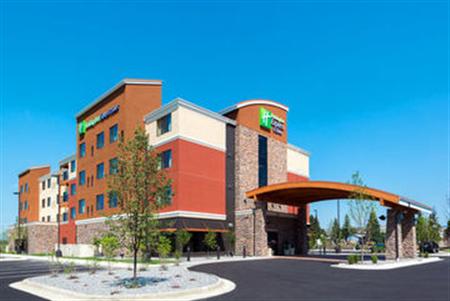 Holiday Inn Express & Suites