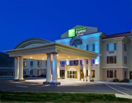 Holiday Inn Express & Suites