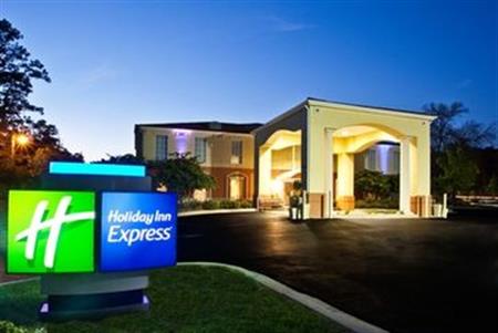 Holiday Inn Express Eglin Afb