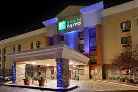 Holiday Inn Express Fort Campbell